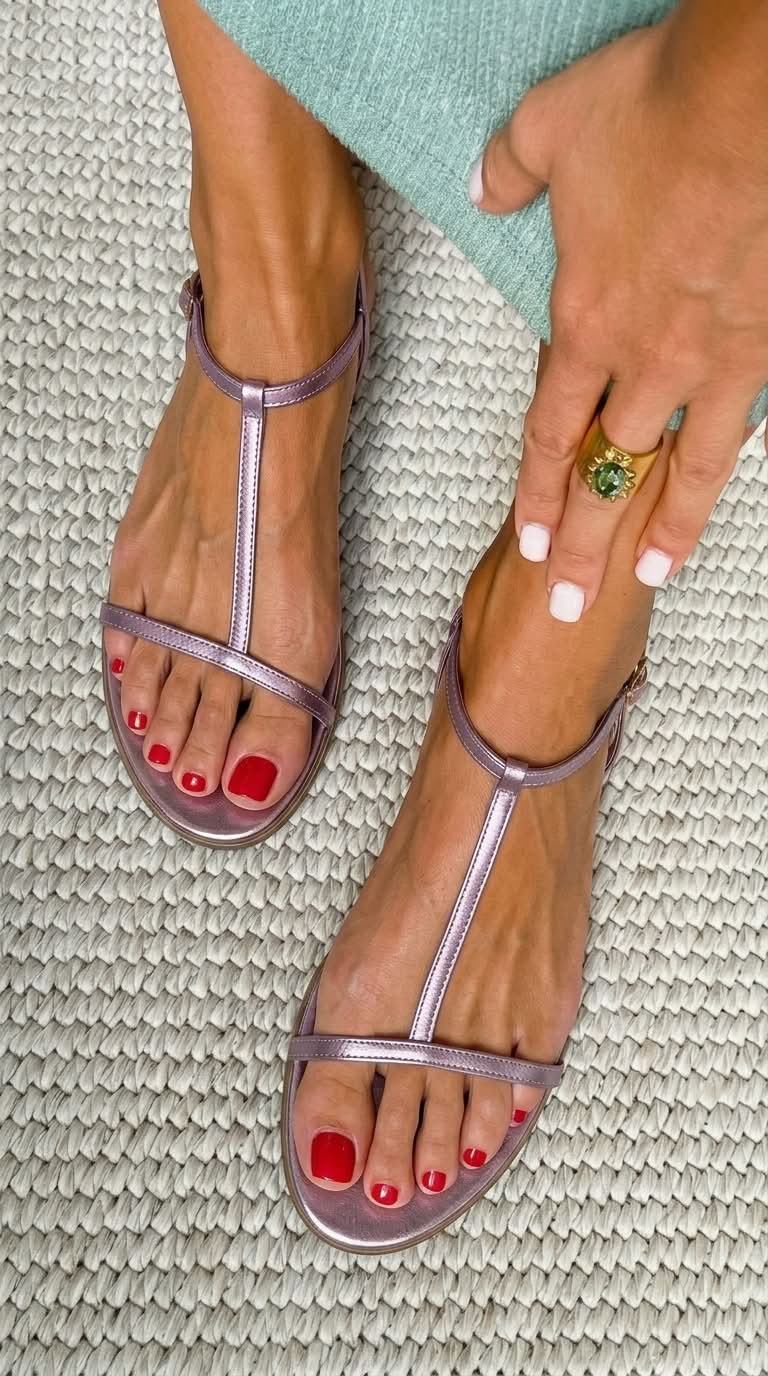 Rosa | Sandales dorées pour le printemps
