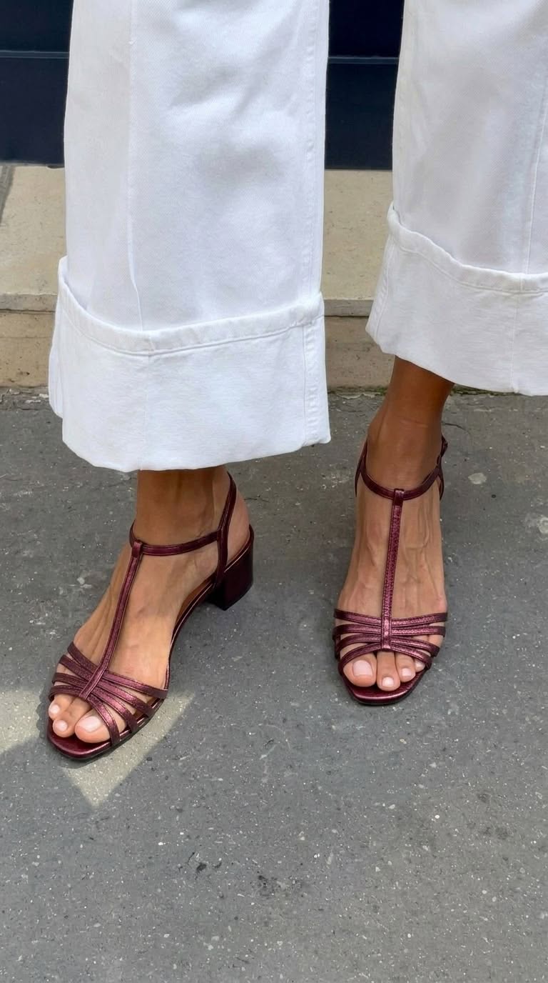Allegra | Sandalias doradas: elegancia para el día a día